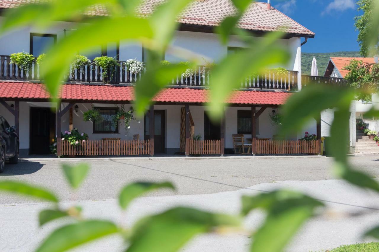 Studio Apartments Plitvice Lacus كورينيتسا المظهر الخارجي الصورة